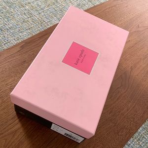 New Kate Spade pumps - black size 9